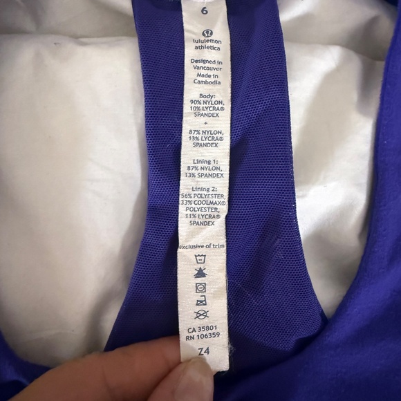 Lululemon Energy Bra in Paint Drift Multi Size 6 no pads - Picture 3 of 4